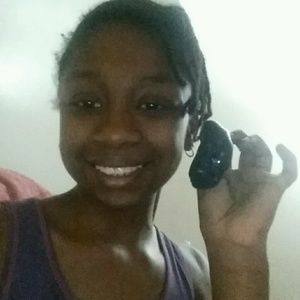 Meet your Posher, Kareema